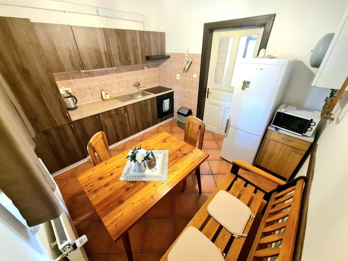 Uzkokolejky - Apartmany Strizovice Екстер'єр фото